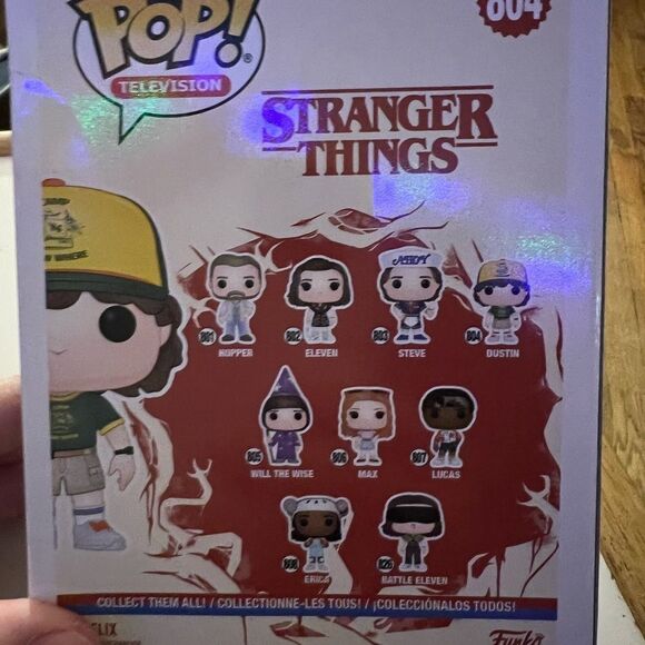 Funko Pop Stranger Things DUSTIN SCIENCE CAMP Vinyl Figure - Picture 8 of 8